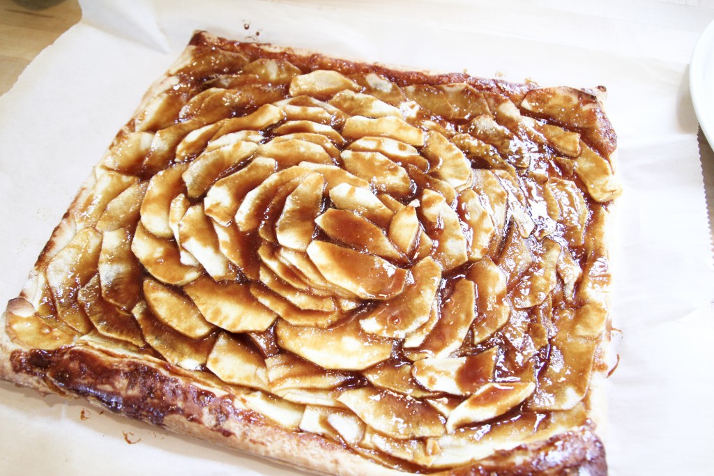 130127 apple mosaic tart with caramel