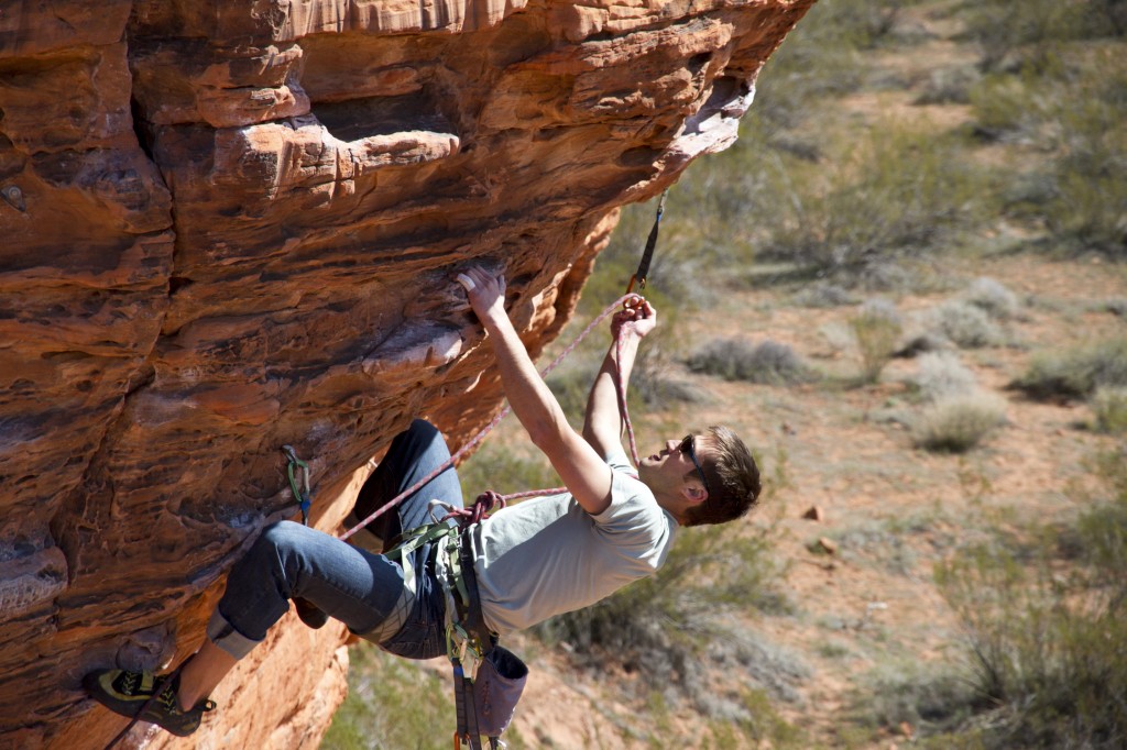 Always good to carry a rope gun around with you. Jeremy fires the crag warm-up of choice, Lambada (5.11b).