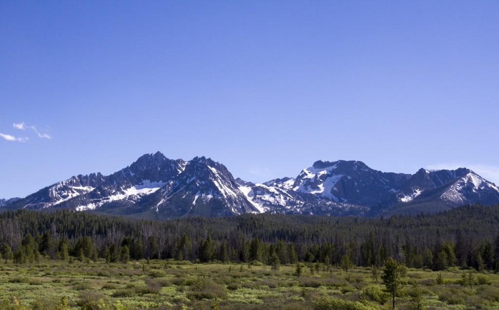 Cruising through the Stanley area we made a point to stop off and check out a few of the trailheads and lakes.