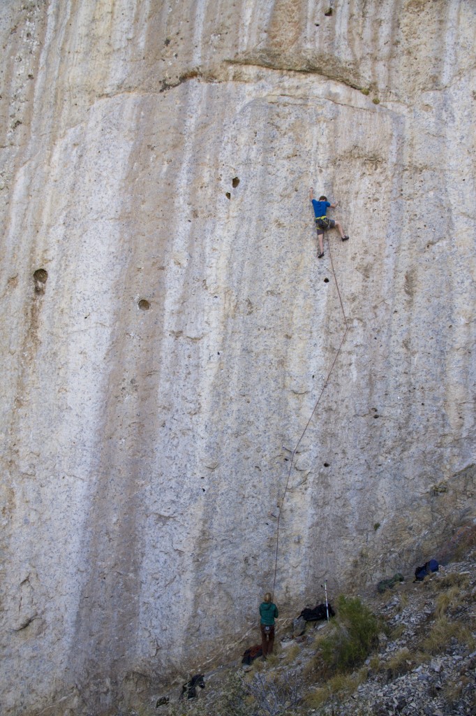 Ben on Mothership (5.12c). By all accounts, this route utilizes a MANDATORY pinky mono. Can't say for myself, but this route looks rad. Shared anchor with Bushido which comes in from the double pods on the left.