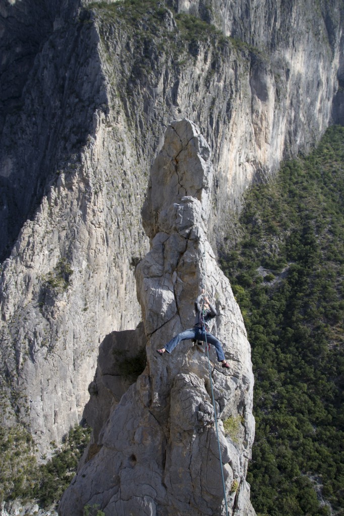 Another day in Mexico. Andy's guide skills came in handy as we set up this awesome tyrolean. 