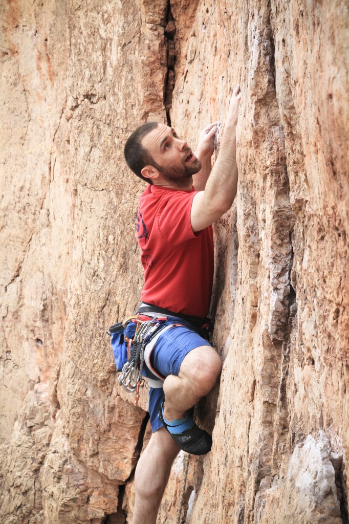 Chris climbing Dead Tree Crack (5.10b).