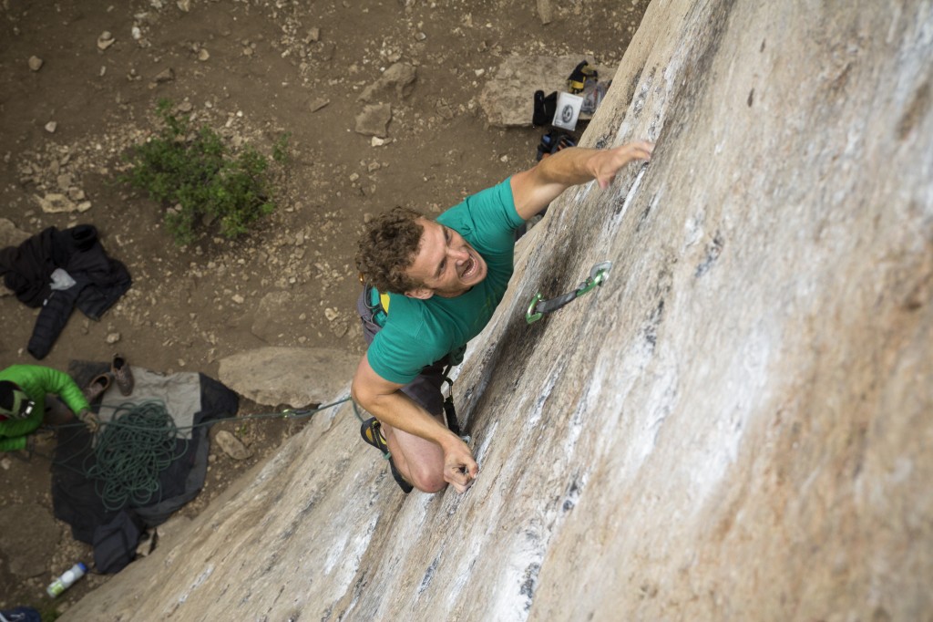 The star athlete getting his TRYHARDON. The Great White Behemoth (5.12b). 