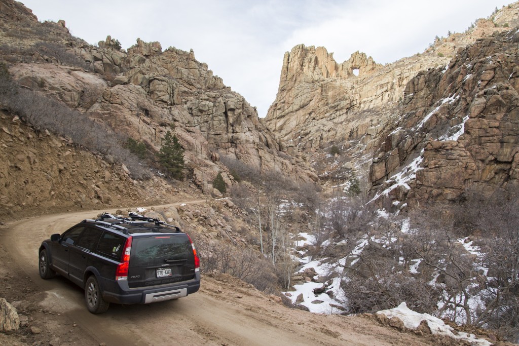 The "real" Shelf Road is a windy dirt path that climbs a few thousand feet over 10 miles to Cripple Creek. Certainly worth exploring. I don't know if there are routes on that thing but there should be. 