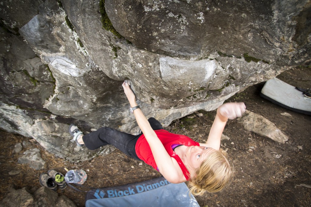 Robyn on some awesome boulders near Red Cliff. 