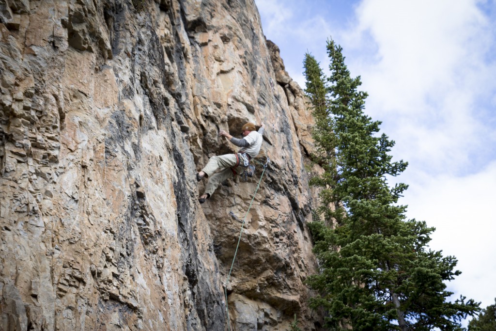 Nate working his new line Trishare-a-hops (5.12c)