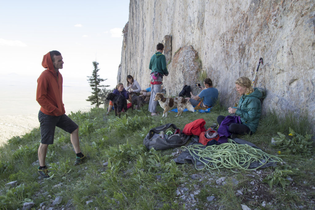 Groups of friends, new and old. Not a bad place to hang...